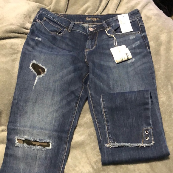 Bootlegger camo patch jeans - Picture 2 of 3